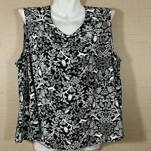 Womans  Old Navy tank top.